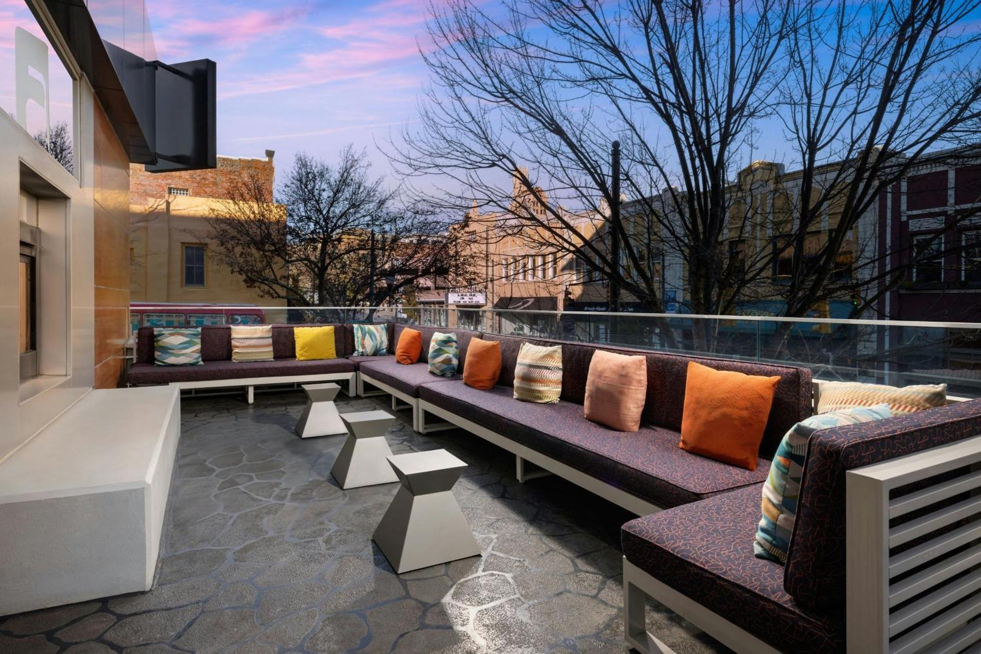 Aloft Asheville Downtown Exteriör bild